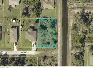 3100 40th St W, Lehigh Acres, FL 33971