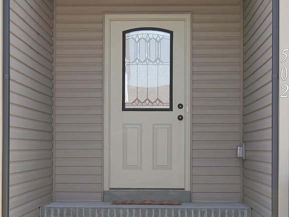 2nd image of 502 Falkland Cir
