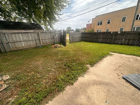 Private fenced in backyard.