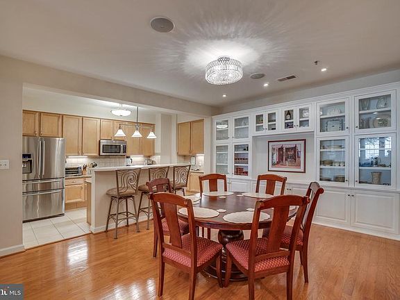 4th image of 10328 Sager Ave Unit 116