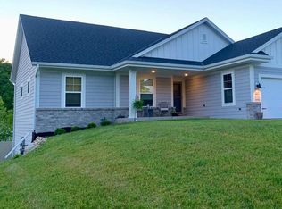 205 Glacial Dr, Slinger, WI 53086