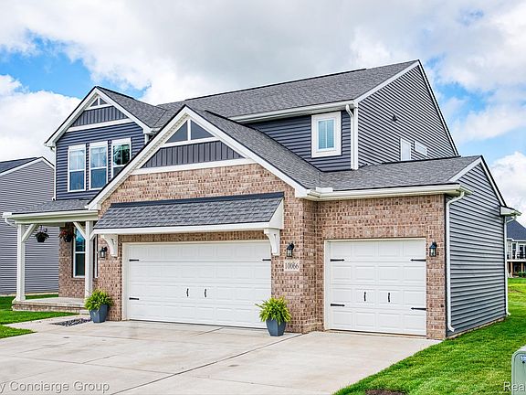 3rd image of 10066 Willow Oak Dr