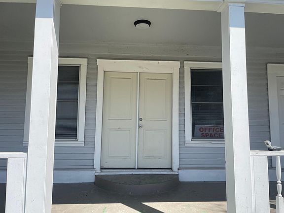 5th image of 505 W Cano St