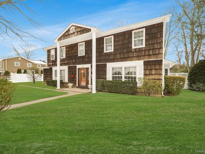 62 Canterbury Drive, Hauppauge, NY, 11788