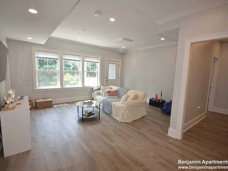 120 Kenrick St #8 — Photo 4