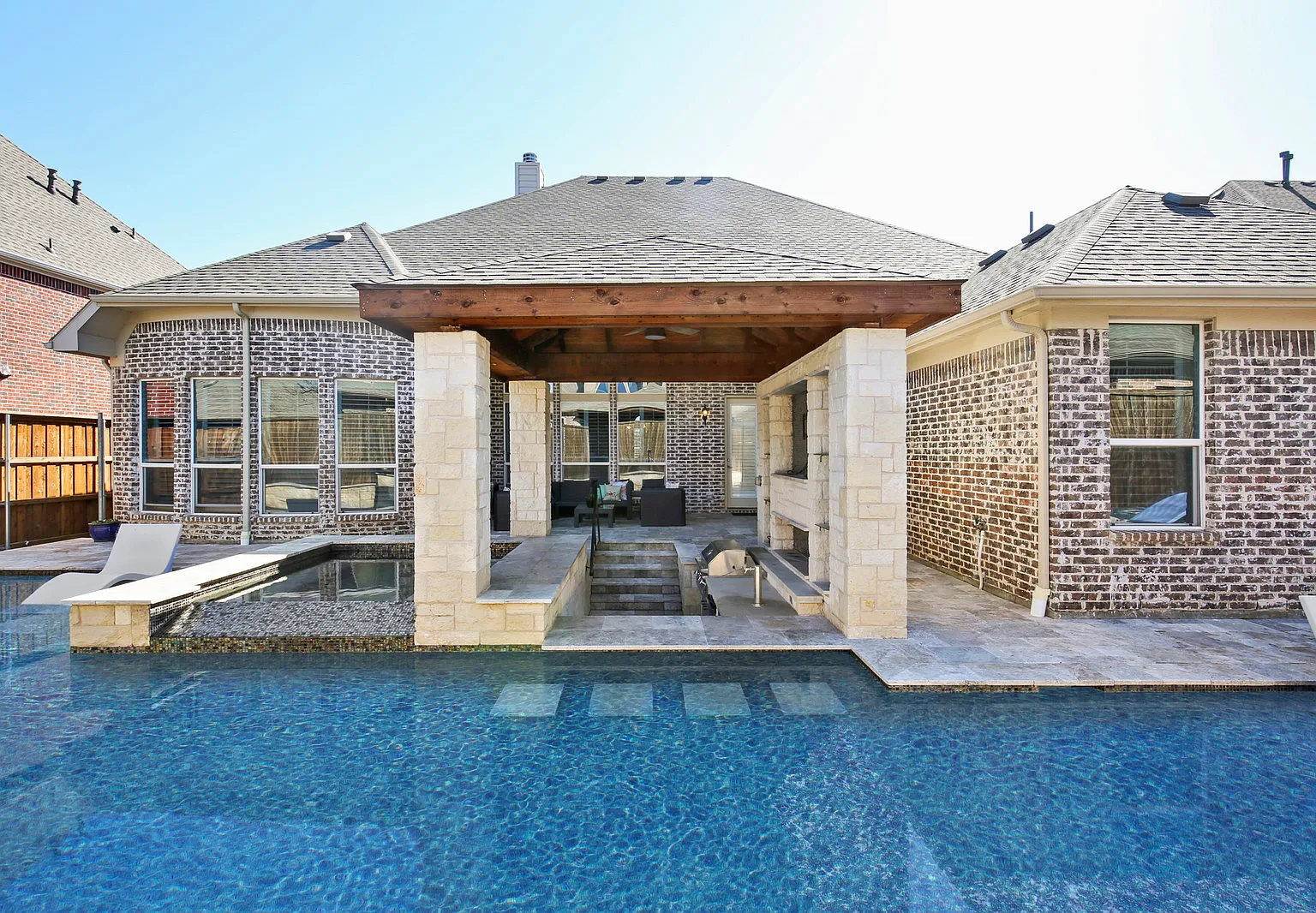 4 bed, 3.5 bath, 3218 sqft, $7,000 — Photo 3