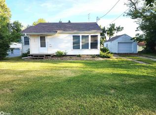 304 E Jackson St, Corydon, IA 50060