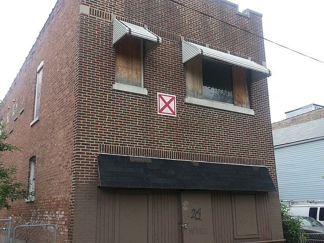 1st image of 2421 S Christiana Ave
