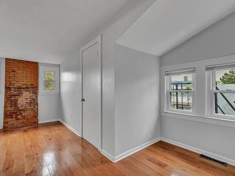 166 Park St #168 — Photo 30
