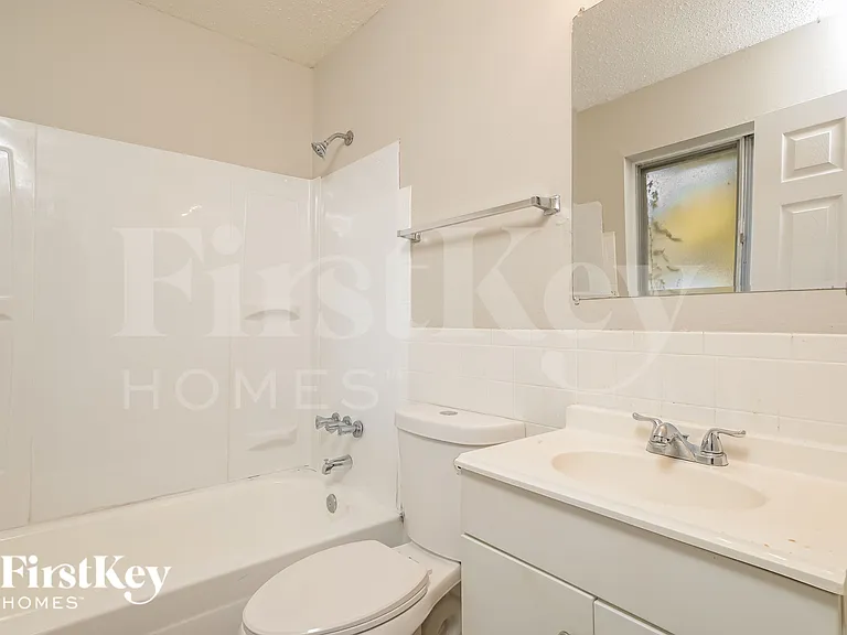 2288 Kingsford Dr — Photo 13