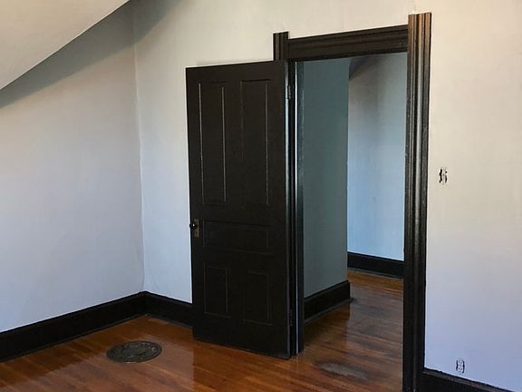 Spare bedroom upstairs