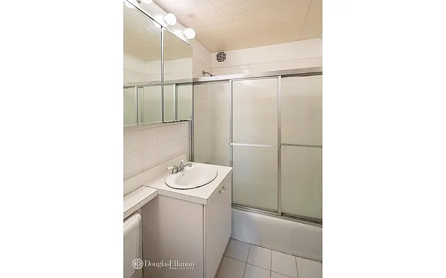 Sold by Douglas Elliman | media 20