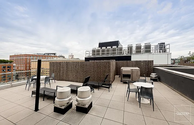 Sold by Christie's International Real Estate Group, LLC | media 14