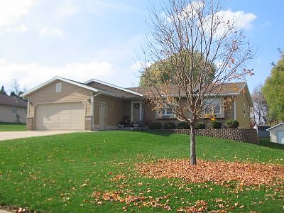 1st image of 201 Cherry Ln
