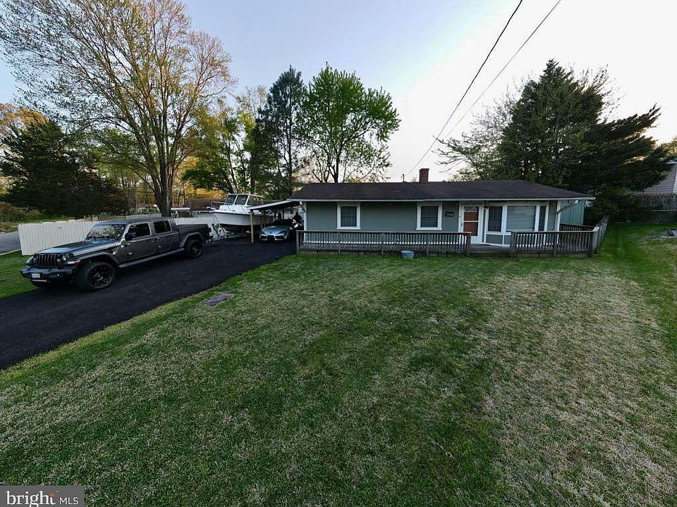 2nd image of 13606 Alexis Ct