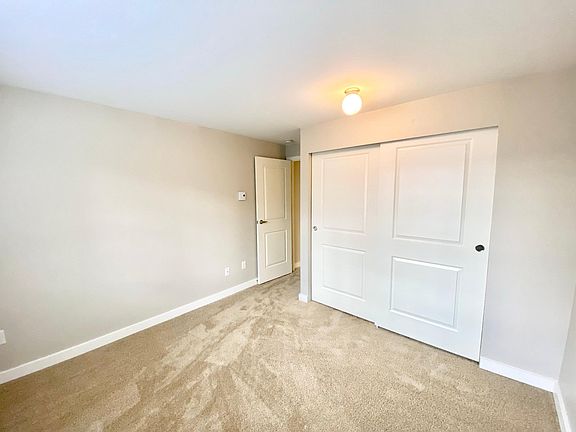 5th image of 3070 118th Ave SE #M203
