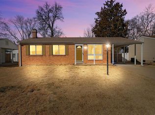2845 Sugar Tree Ln, Maryland Heights, MO