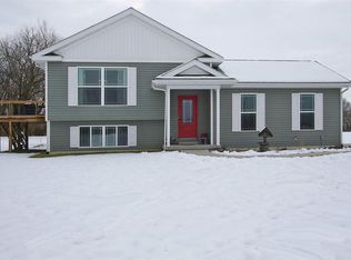 5510 Loop Rd, Dorsey, IL 62021