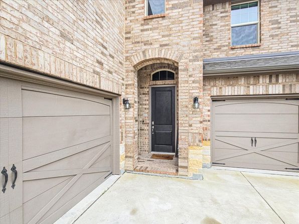 290 Shari Dr, Midlothian, TX 76065