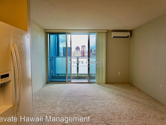 5th image of 801 South St APT 2710