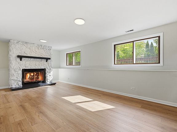 2nd image of 849 Pear Tree Ln
