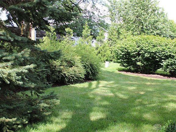 5th image of 461 Poplar Grove Dr