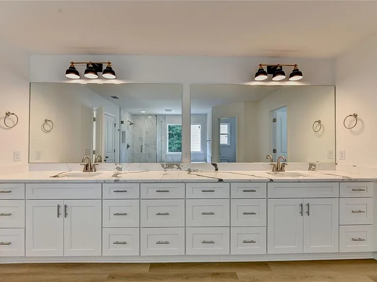 9135 Fox Trail Ln — Photo 46