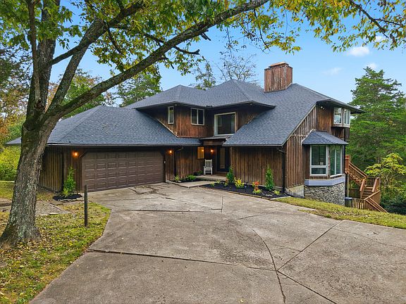 5th image of 100 Fox Run Rd