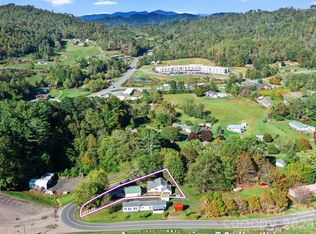 370 Bear Creek Church Rd, Bakersville, NC 28705