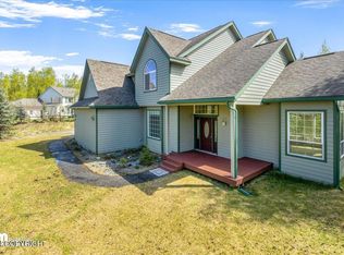 22115 Oberg Rd, Chugiak, AK 99567