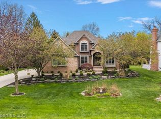 2606 Whitney Pl, Fort Gratiot, MI 48059