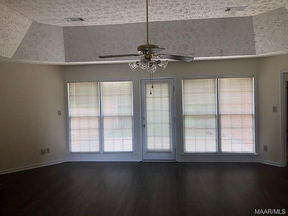 5th image of 6901 Fox Creek Ct