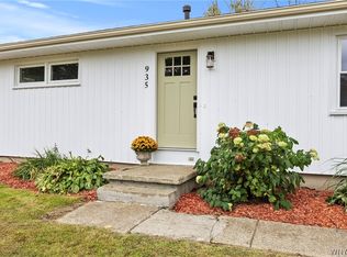 935 Cain Rd, Angola, NY 14006