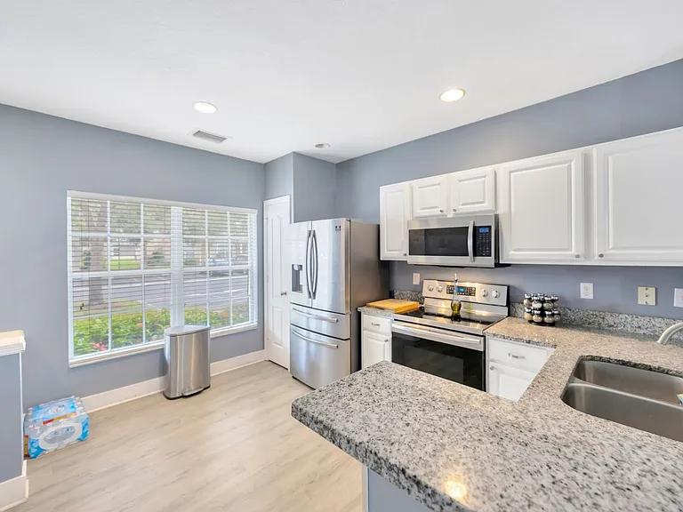 4427 Barnstead Dr — Photo 7