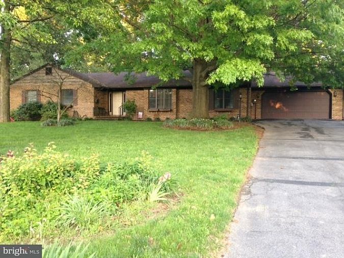 1st image of 1534 Nester Dr