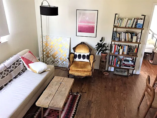 Rented by Doug McElhone LLC | media 14