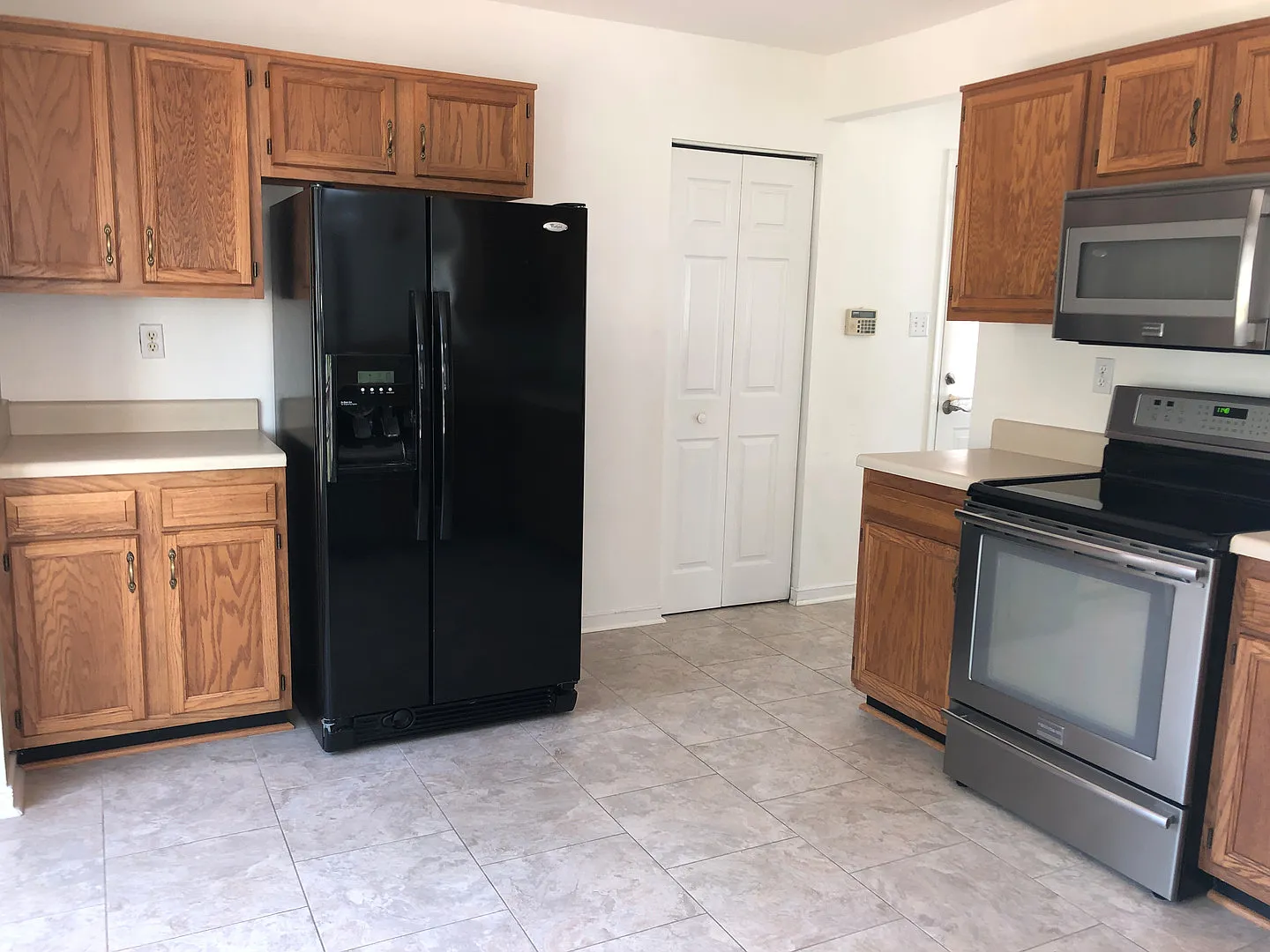 12436 Grace Hill Lane — Photo 4