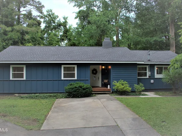 159 Outer Dr, Oak Ridge, TN 37830