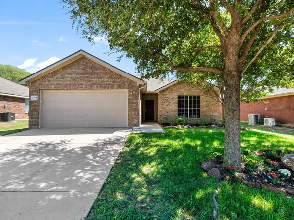 3504 Northpointe Dr, Denton, TX 76207