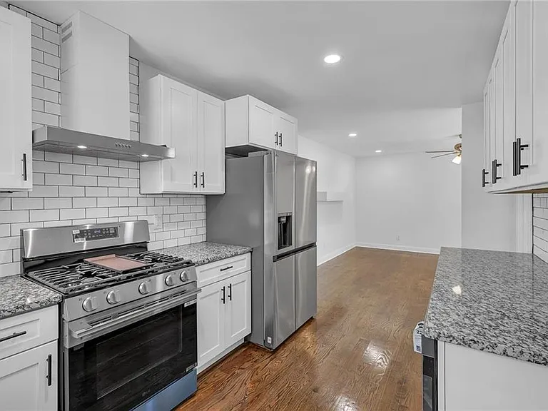 317 Stokes Ave SE — Photo 15