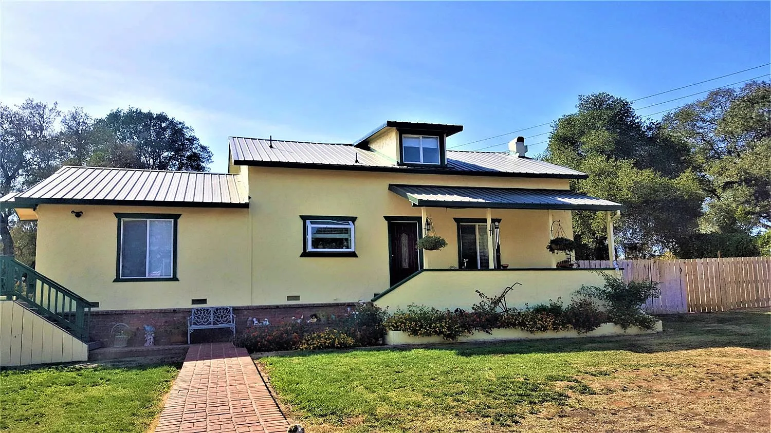 1016 Magers Way photo 1