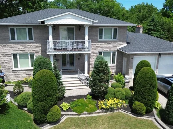 35 Glen Park Ct, Hamilton, ON L8K 6N6