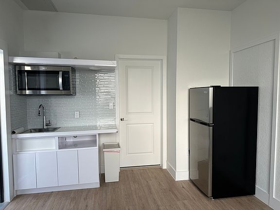 4th image of 22670 SW 129th Ave