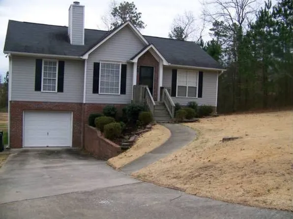 2908 Pine Tree St, Moody, AL 35004