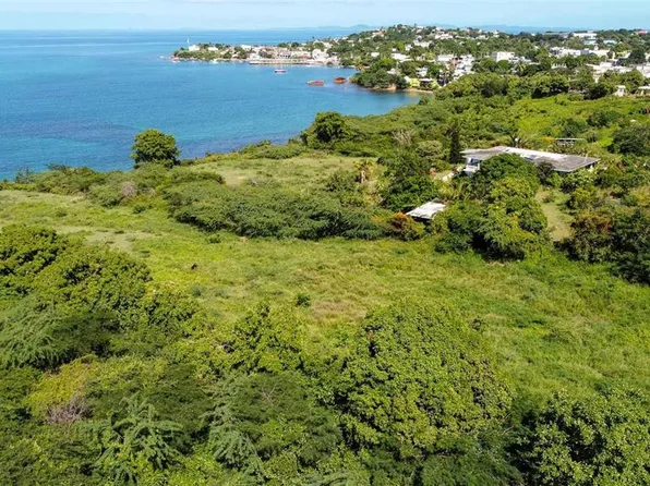 53 Calle Cyn, Vieques, PR 00765