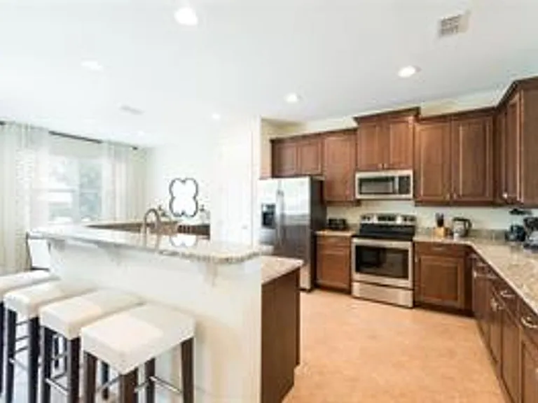 241 Lasso Dr — Photo 7