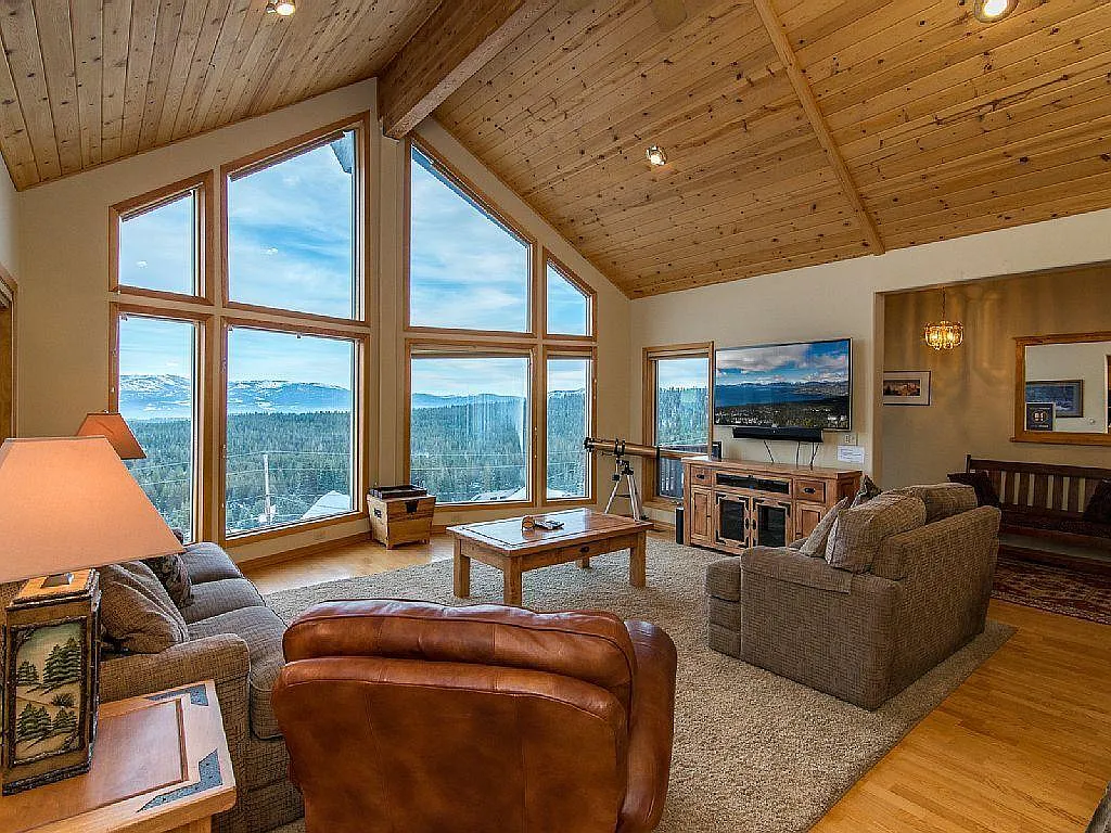 13114 Ski Slope Way — Photo 1