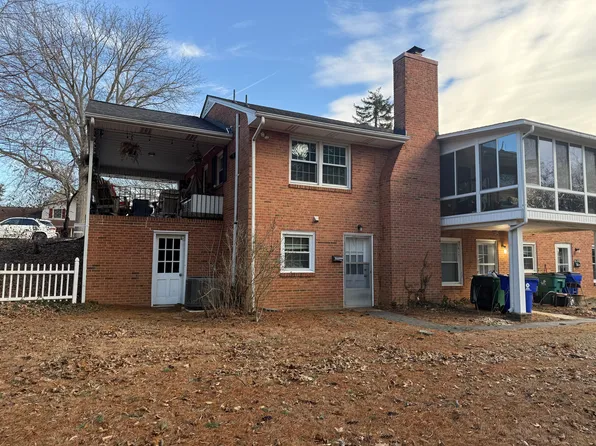 806 Allendale Ct #3, Blacksburg, VA 24060