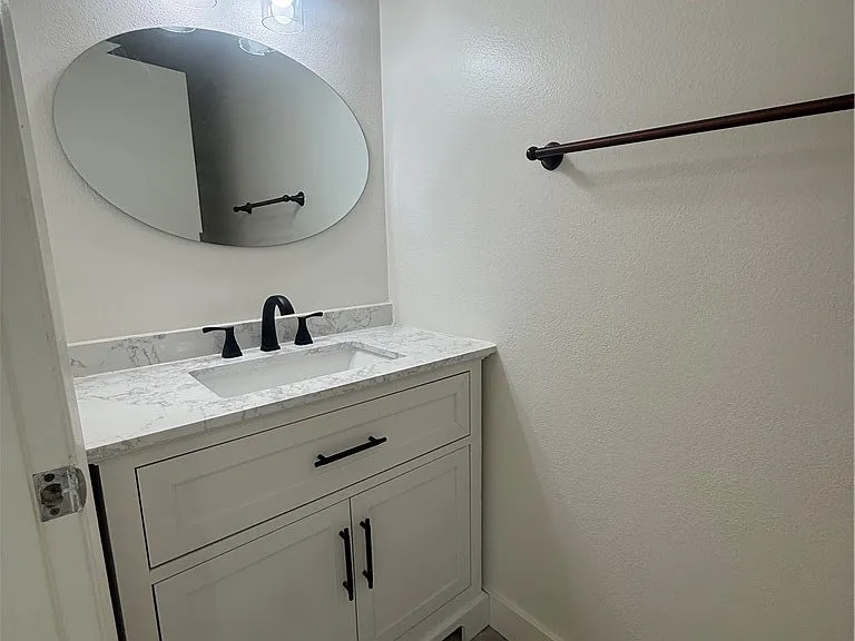 2214 Montague Cir — Photo 13
