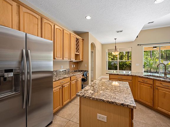 5th image of 5765 Oak Lake Trl